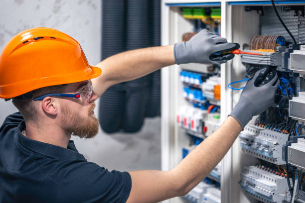 Best Affordable Emergency Electrician  in Geneva, WA
